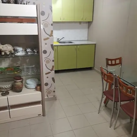 яна *